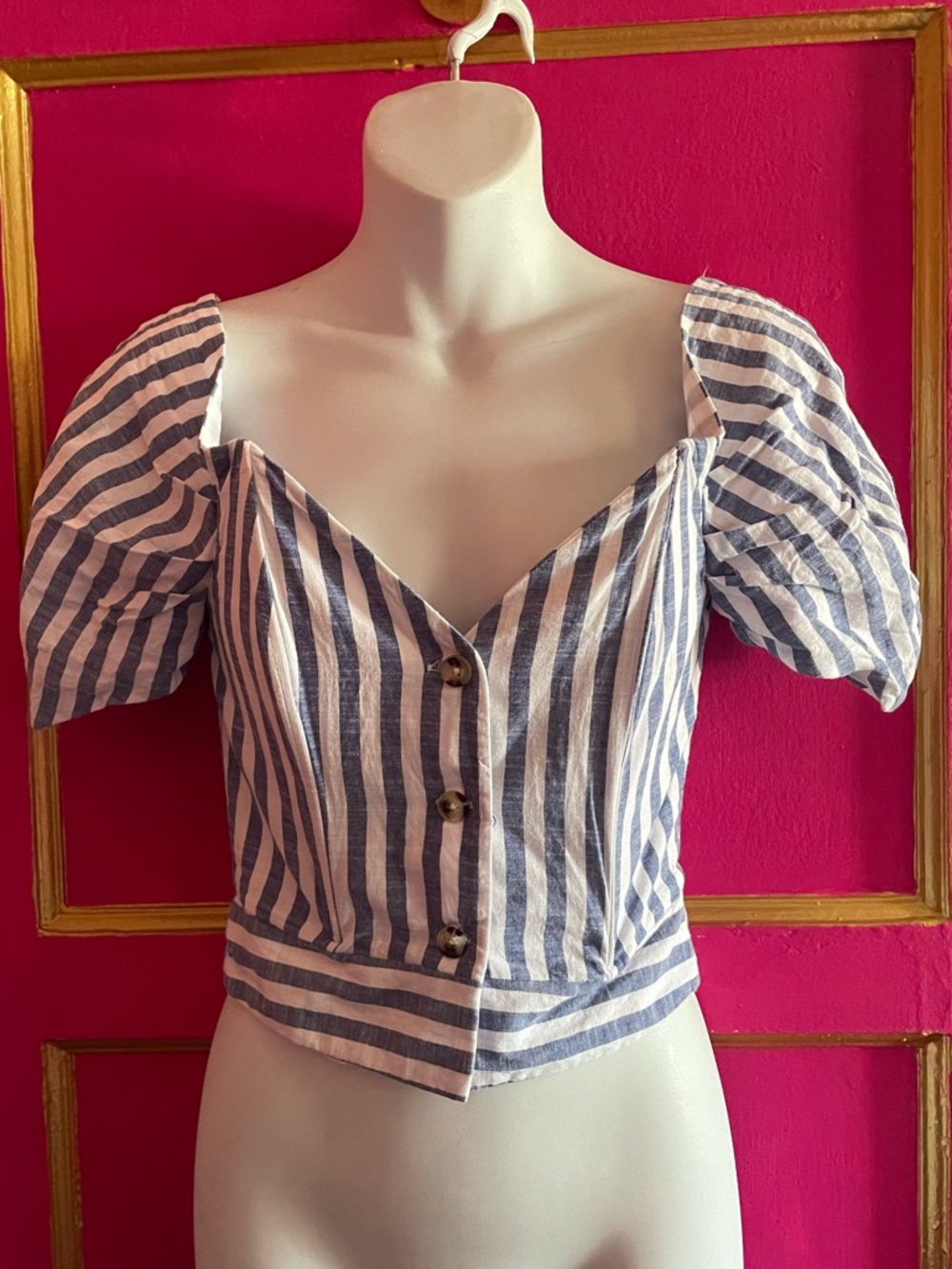 Top Shop Bardot Blue/White Striped Off-Shoulder, boned, Button Front Top  
US 2 - Picture 4 of 5